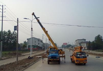 Yomg'irli kunlarda quyosh ko'chalari chiroqmi? - {1}} - 夏雨 -